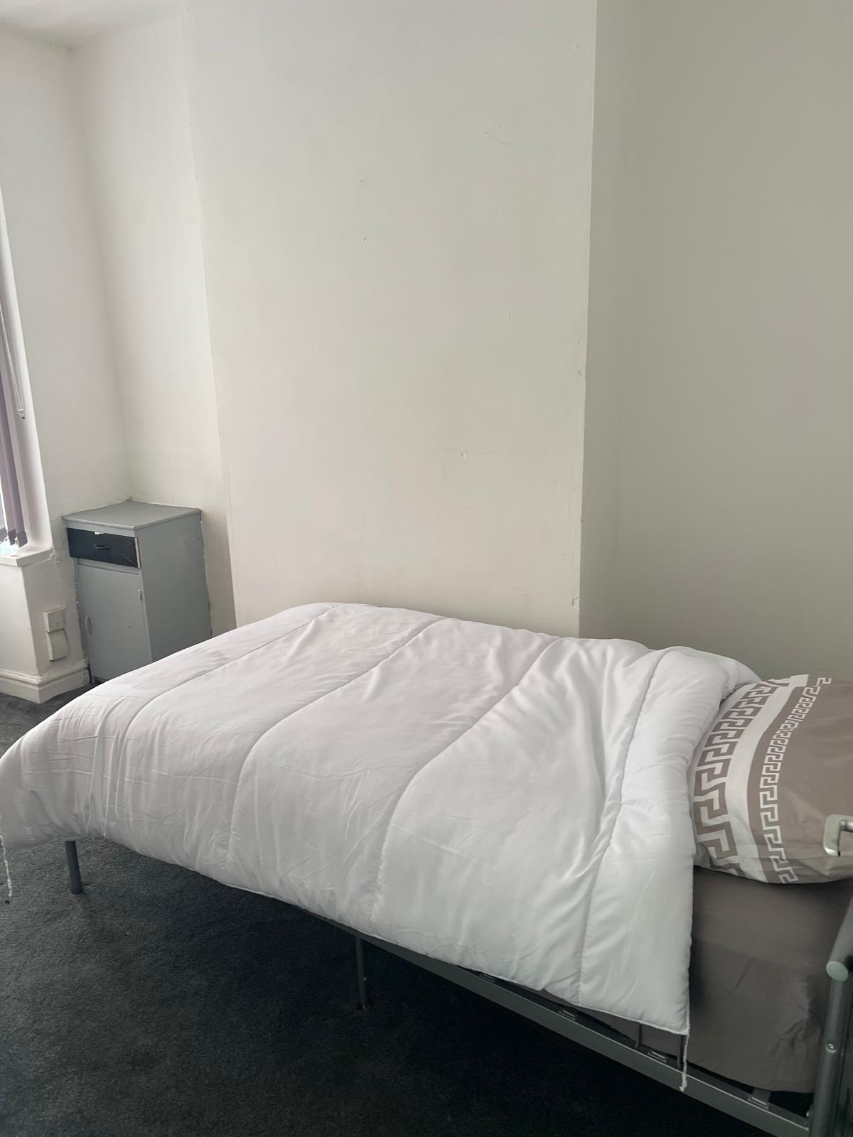 Double room, B18 4QA