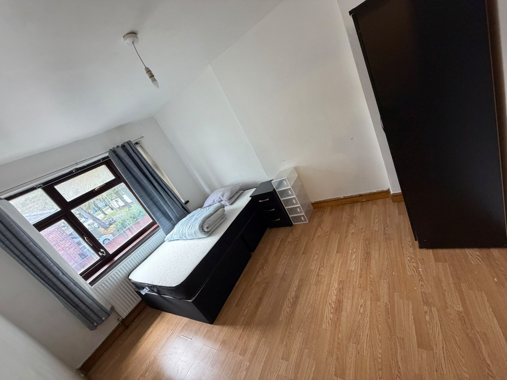 Double room, B8 3LJ