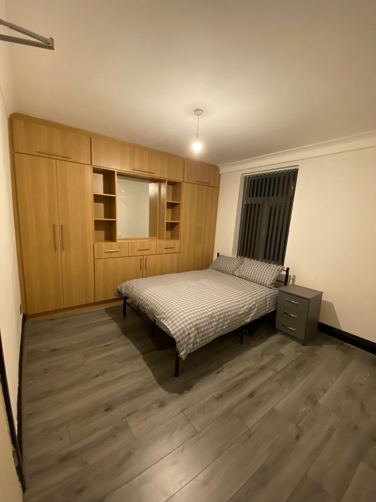 Double room, B29 7RP